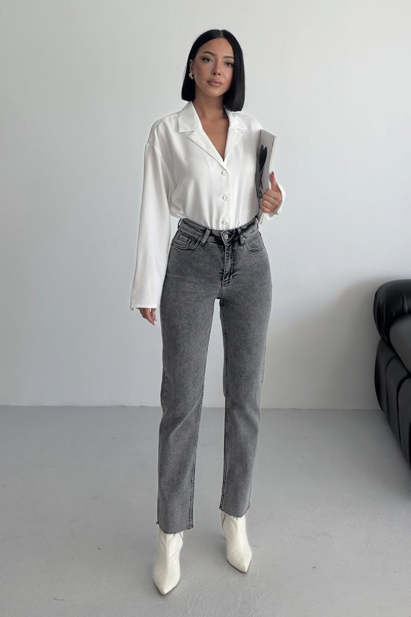 Dikişsiz Paça Mom Fit Kot Pantolon