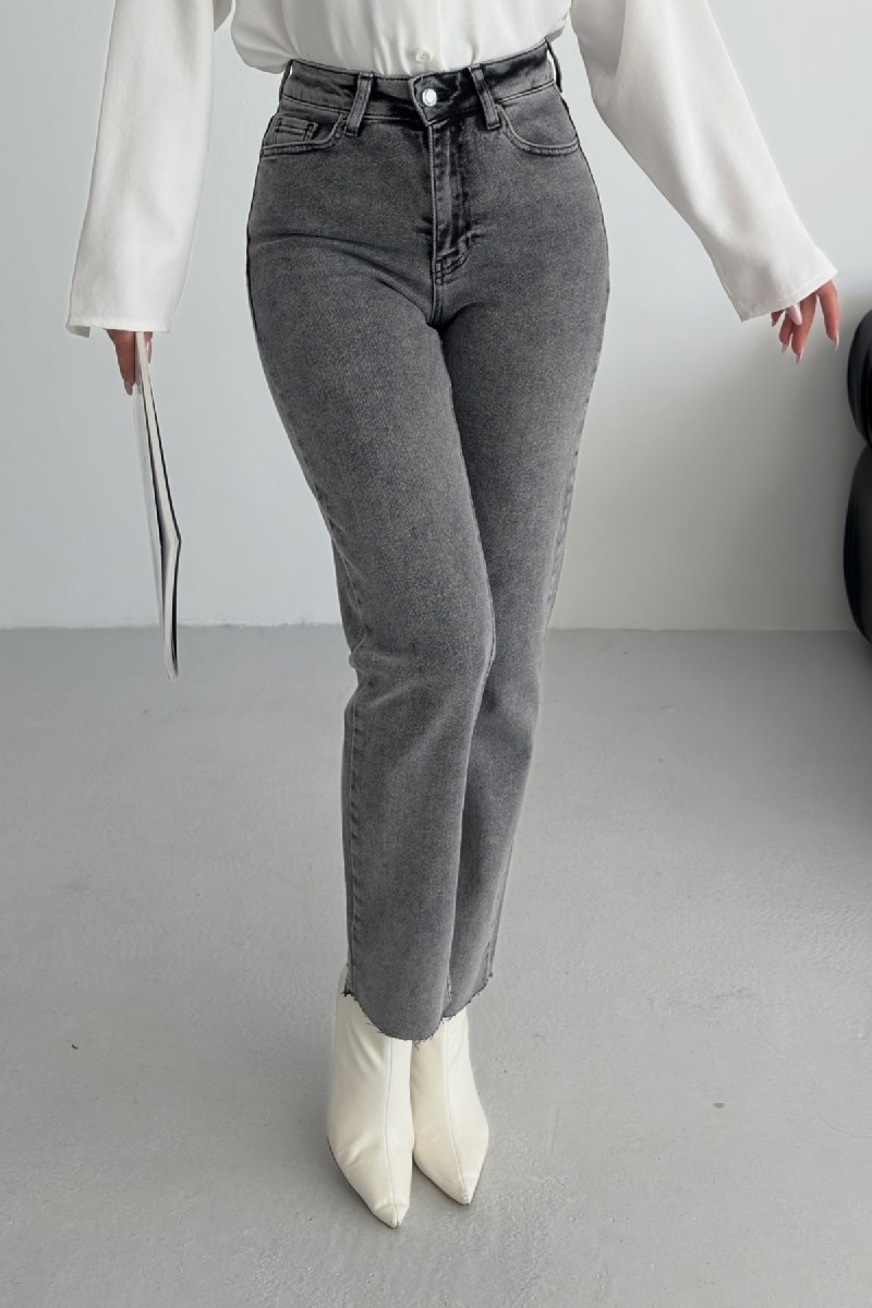 Dikişsiz Paça Mom Fit Kot Pantolon 764