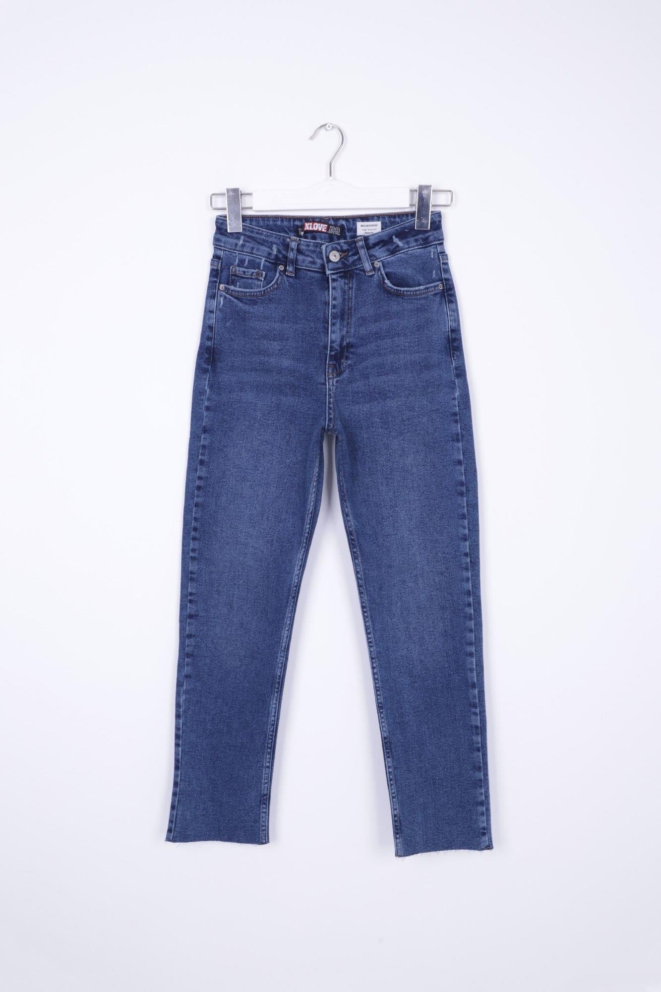 Dikişsiz Paça Mom Fit Kot Pantolon