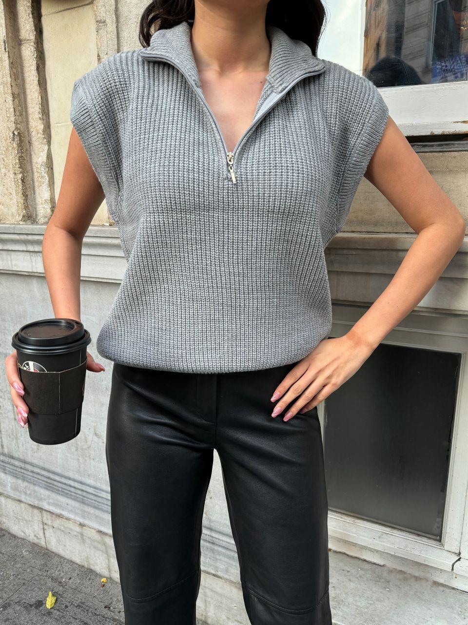 Fermuarlı Yaka Triko Süveter