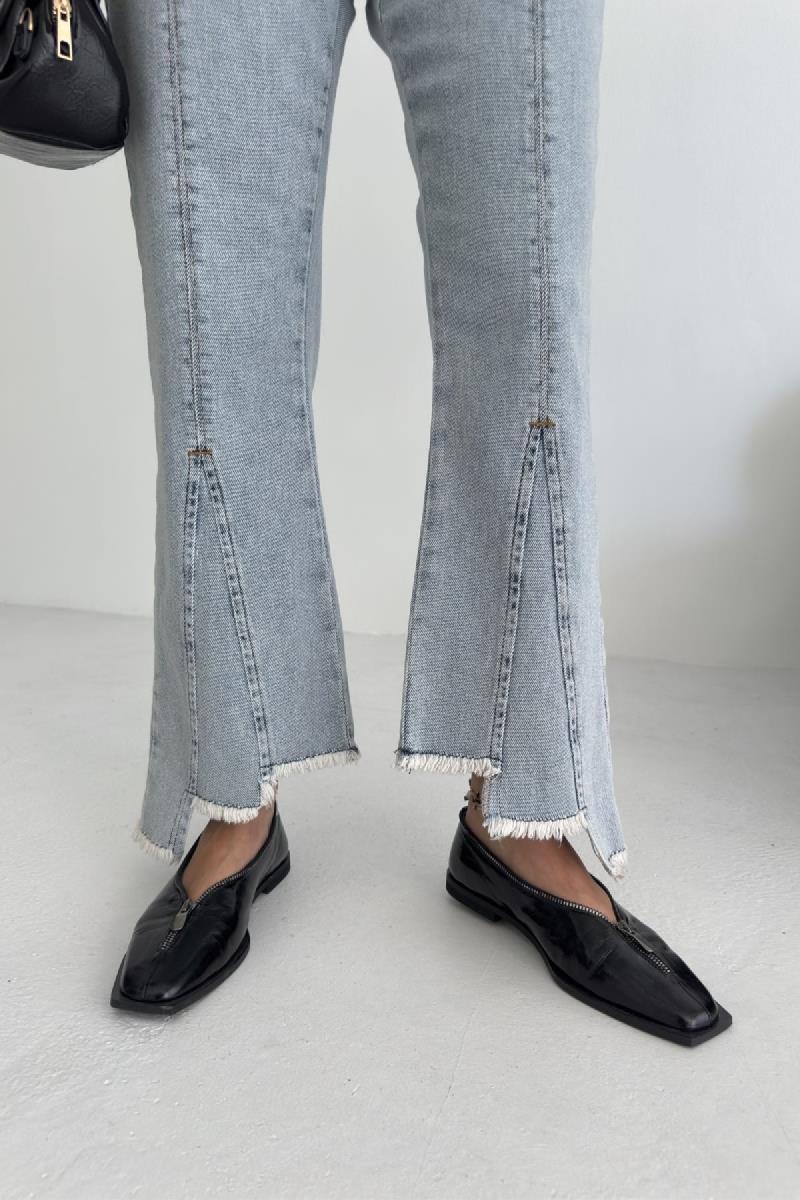 Püsküllü Parçalı Kot Pantolon