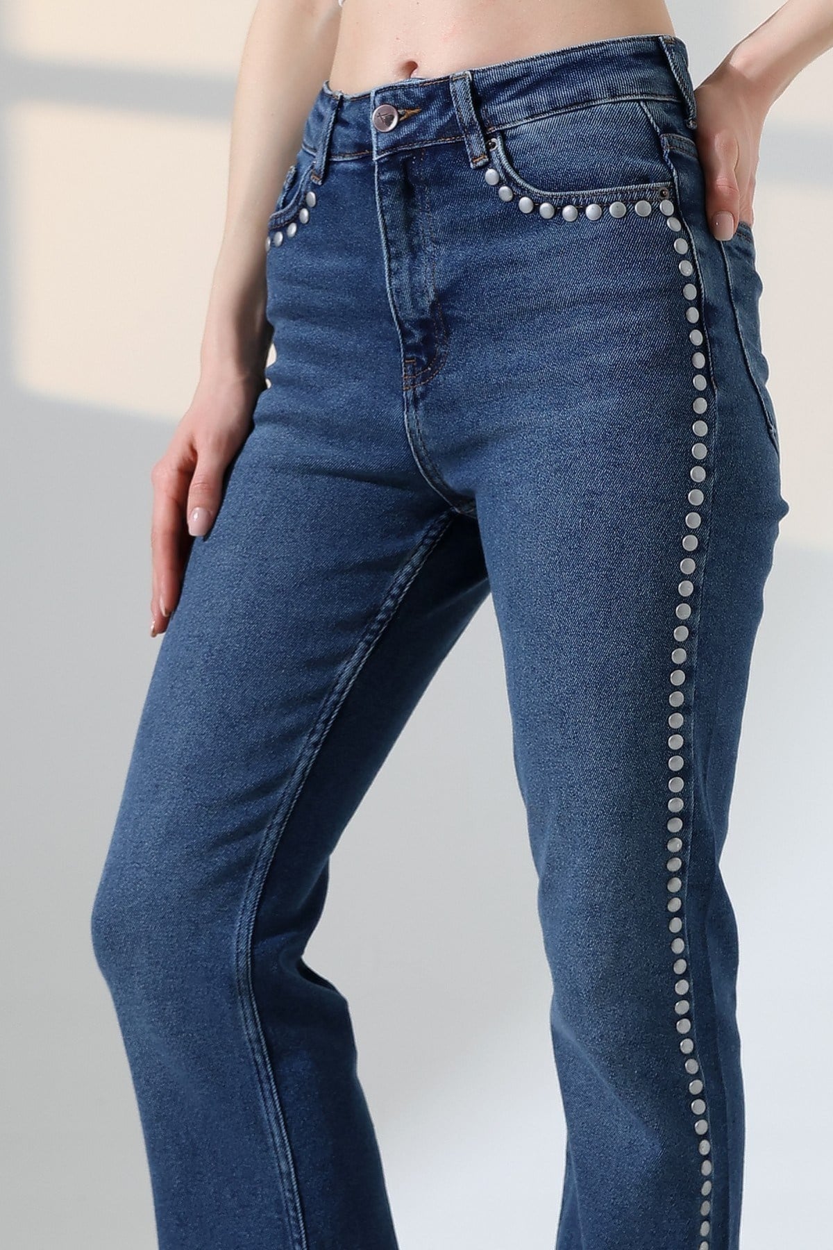 Zımba Taşlı İspanyol Mom Fit Kot Pantolon 7192