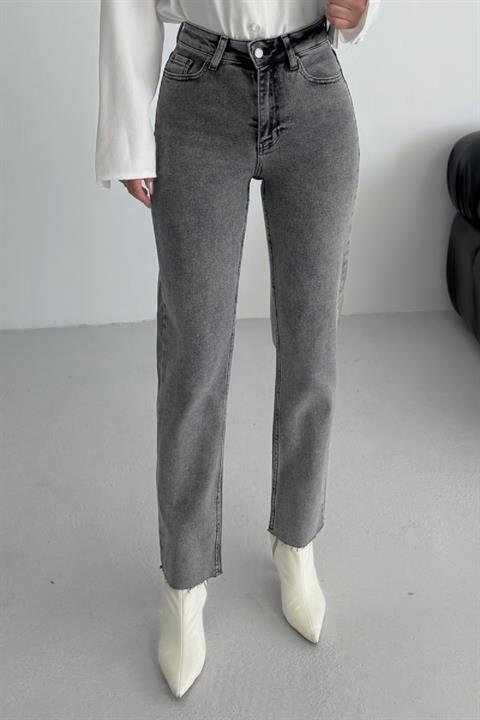 Dikişsiz Paça Mom Fit Kot Pantolon