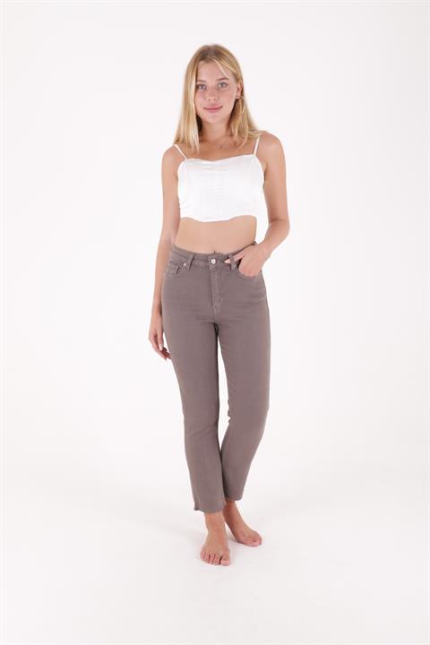 Dikişsiz Paça Mom Fit Kot Pantolon