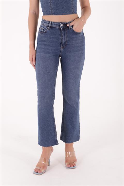 High Waist Mom Fit Jean with Flared Leg and Fringe Ending Dark Blue Denim Dark Blue Denim (26-31)