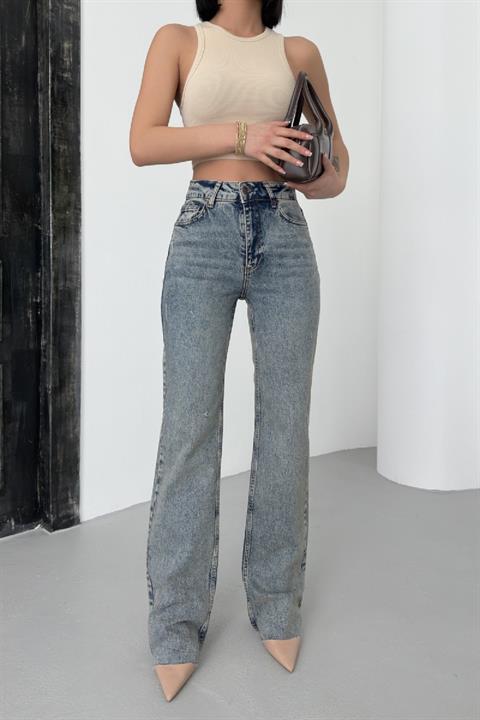 Kesik Paça Straight Fit Kot Pantolon
