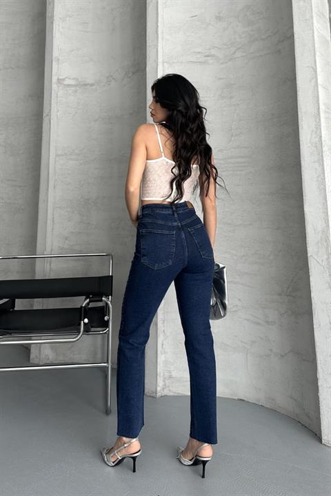 Serpme Yıldızlı Mom Fit Kot Pantolon
