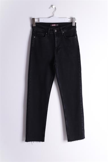Dikişsiz Paça Mom Fit Kot Pantolon