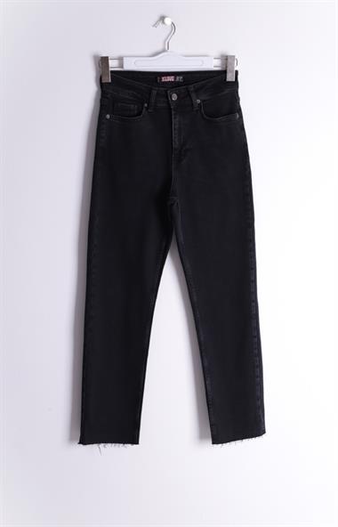 Dikişsiz Paça Mom Fit Kot Pantolon