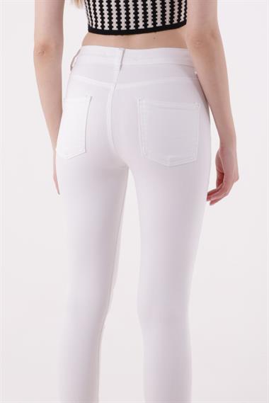 High Waisted Short Skinny Jean White White (26-28)