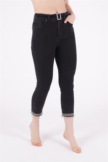 Paçaları Kemerli Pantolon