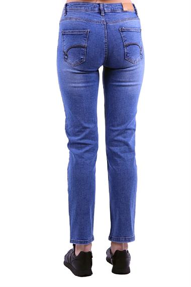 Stove Pipe Leg Classic Jean Light Blue Denim Light Blue Denim (28-33)