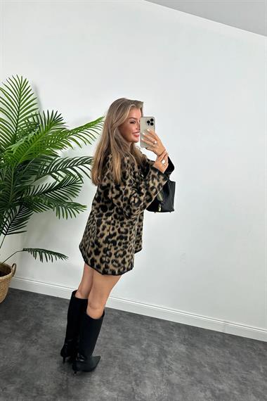 Uzun Boy Kaşmir Dokulu Leopar Hırka