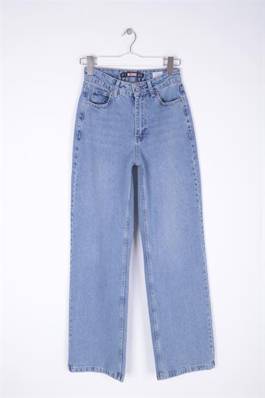 Wide Leg High Waisted Relaxed Jean Light Blue Denim Light Blue Denim (26-28)