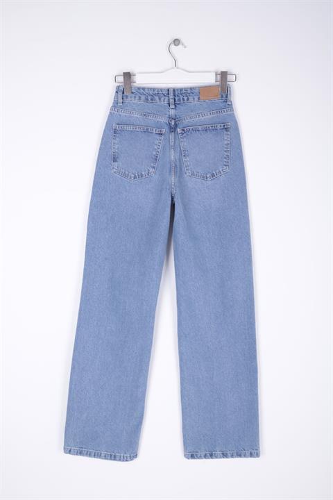 Wide Leg High Waisted Relaxed Jean Light Blue Denim Light Blue Denim (26-28)