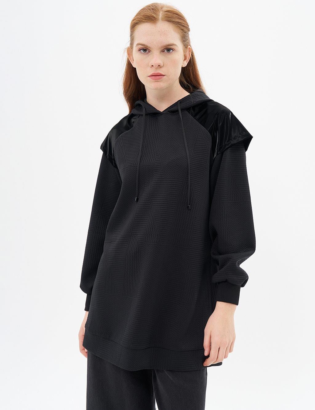 Kapüşonlu Dokulu Sweatshirt - SİYAH
