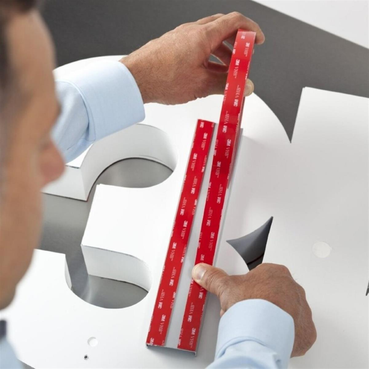 3M™ VHB™ 4910F Çift Taraflı Şeffaf Bant