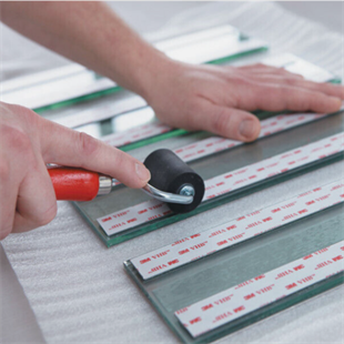 3M™ VHB™ 903 Kauçuk Uygulama El Silindiri 5 cm