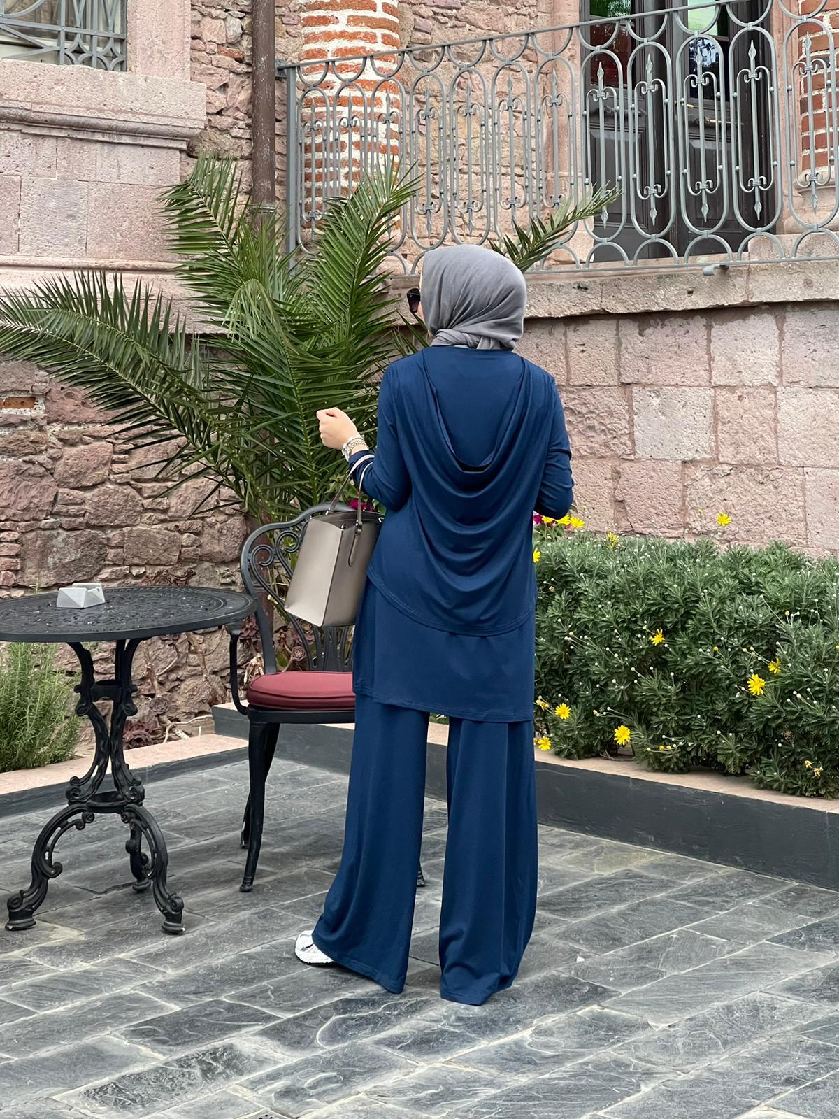  Sırtı Degaje Detaylı Lacivert Spor Takım