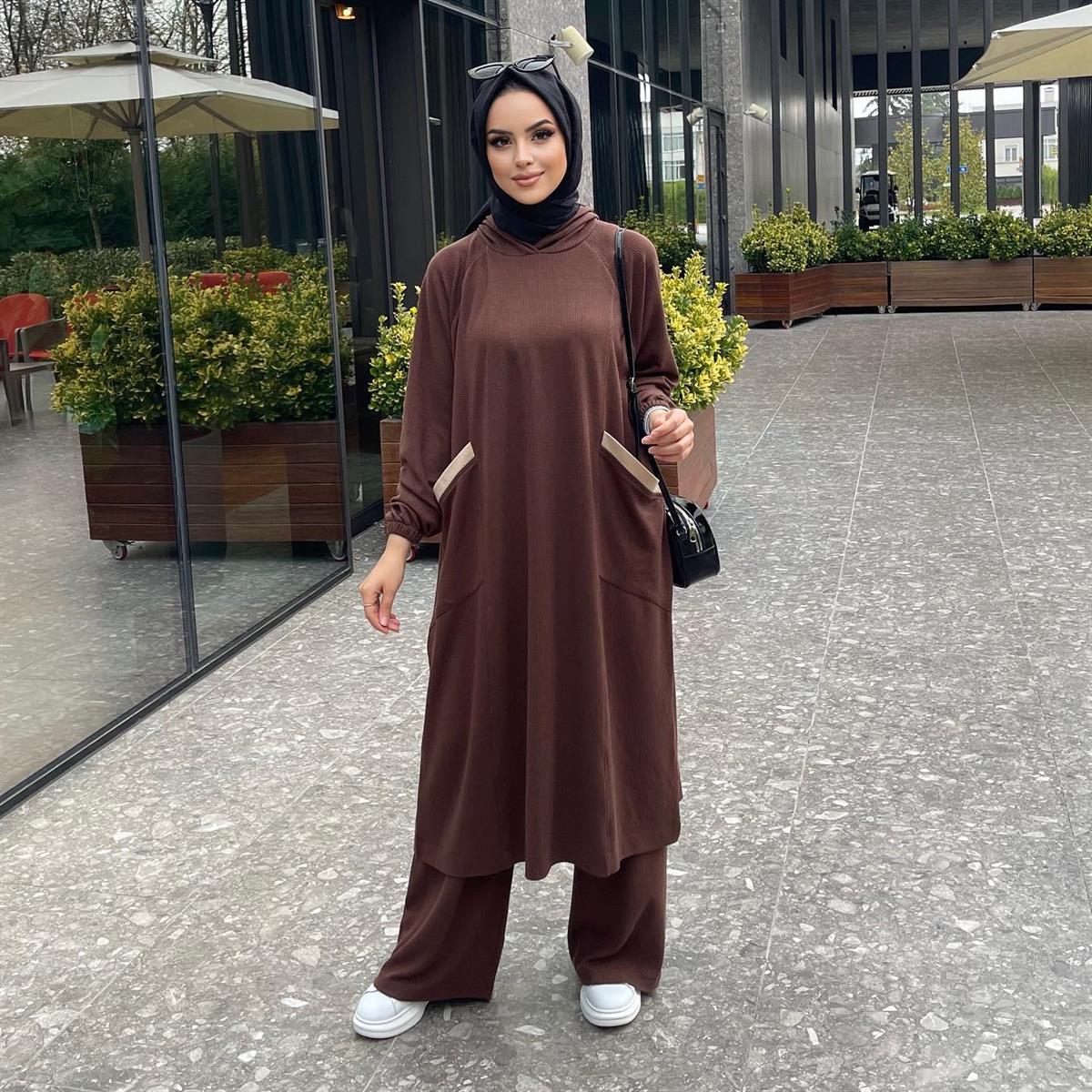 Garni DetaylıTakım Kahve