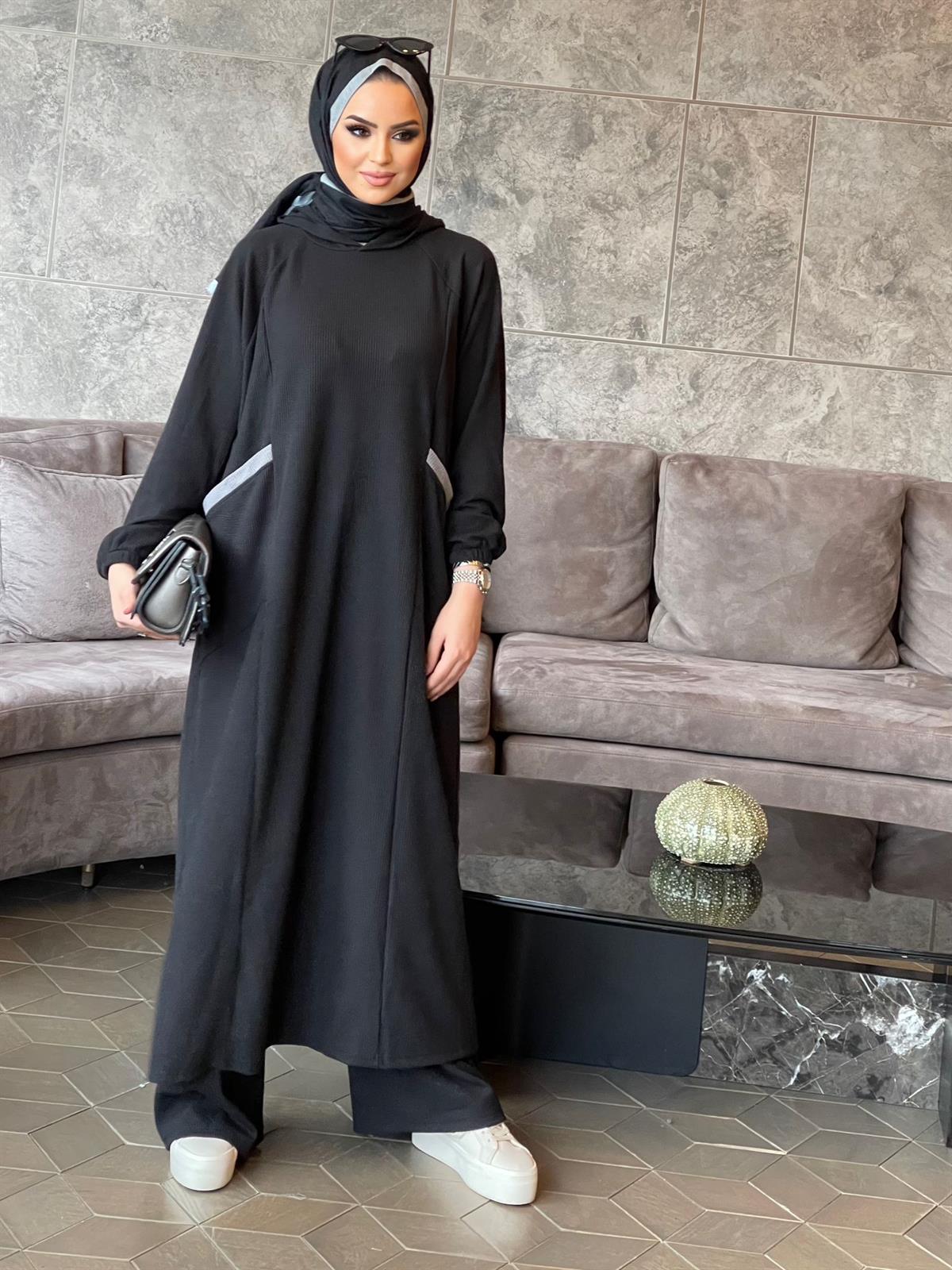 Garni DetaylıTakım Siyah