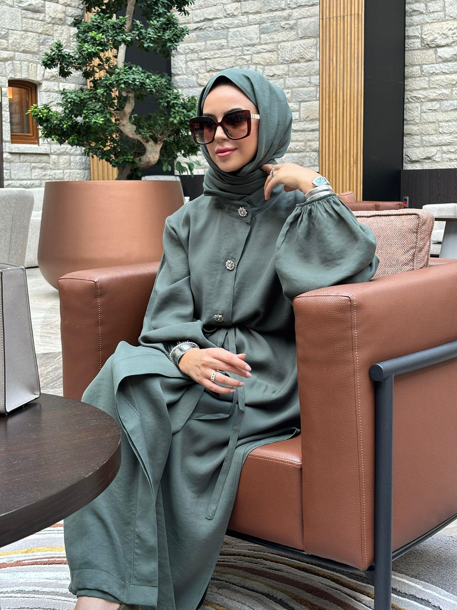 Kristal Düğme Detaylı Takım Haki