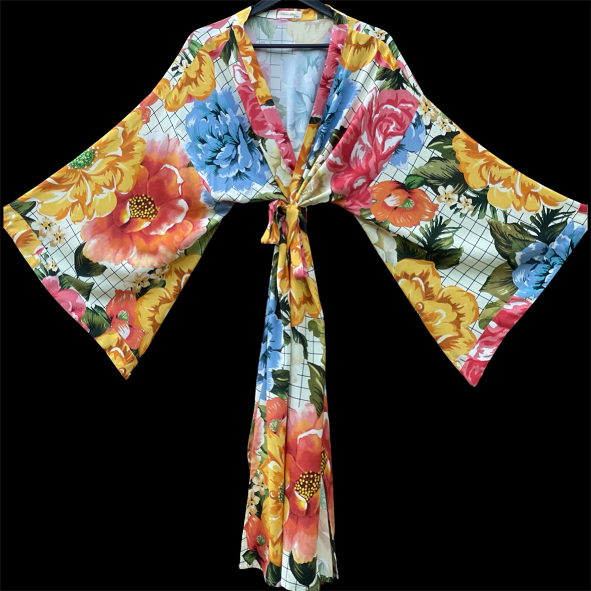 FLORAL KIMONO