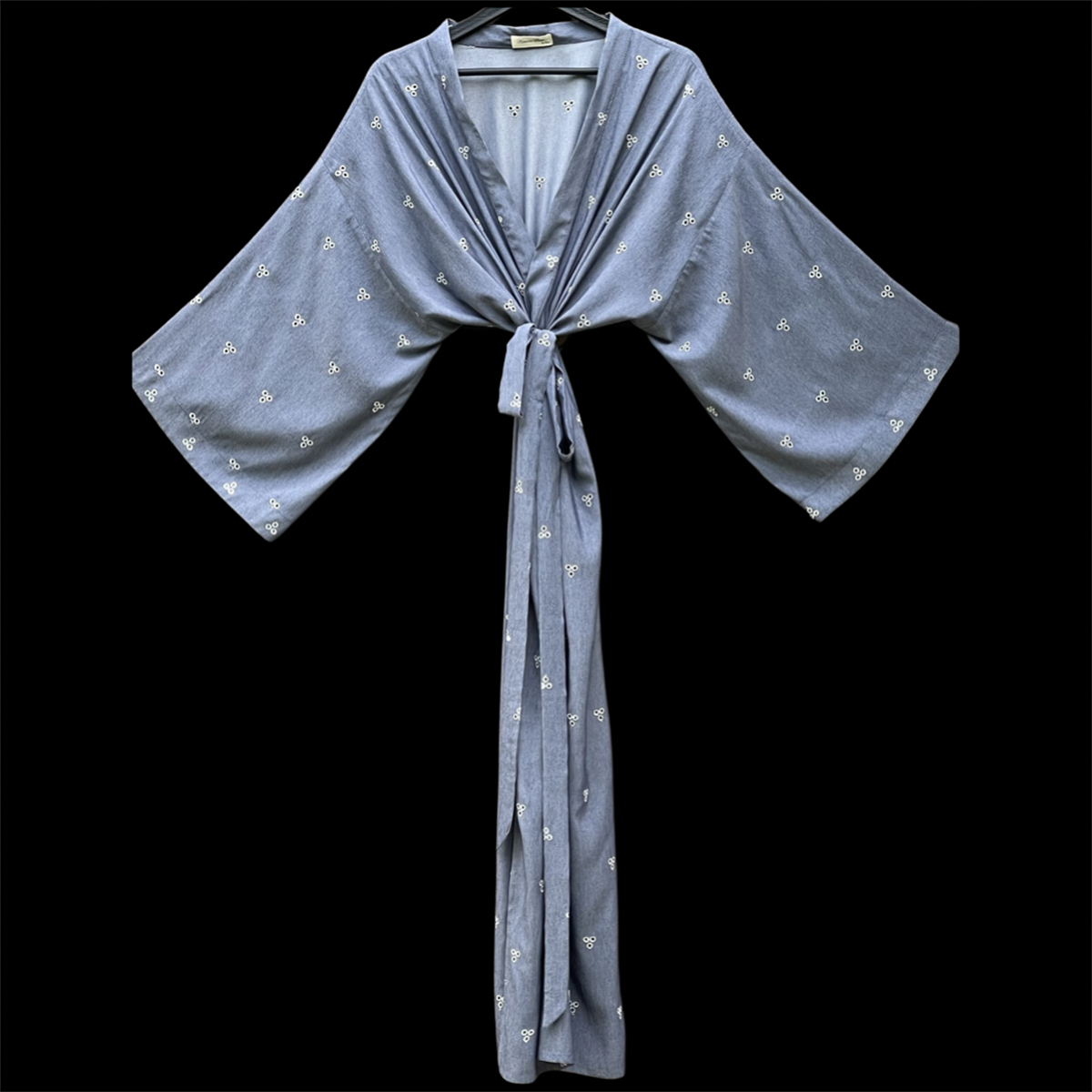 SCALLOPED VISCOSE KIMONO