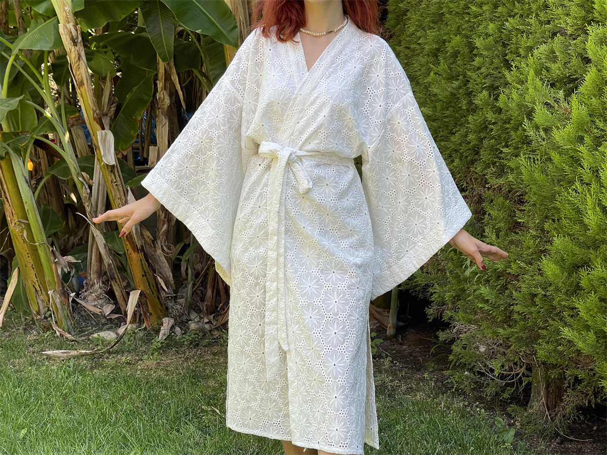 SCALLOPED KIMONO