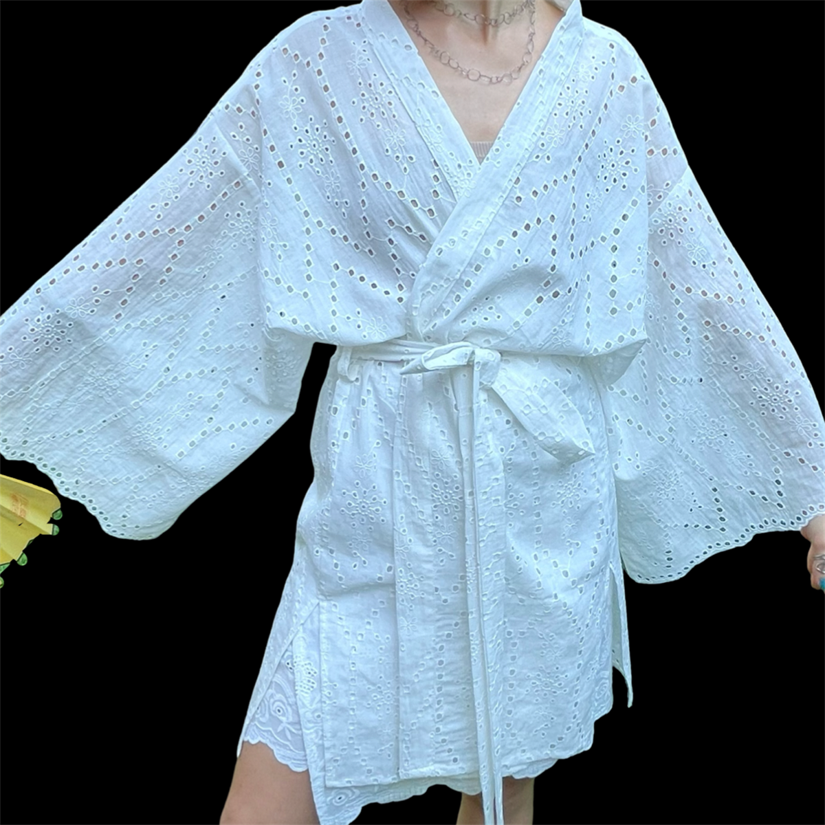 SCALLOPED KIMONO