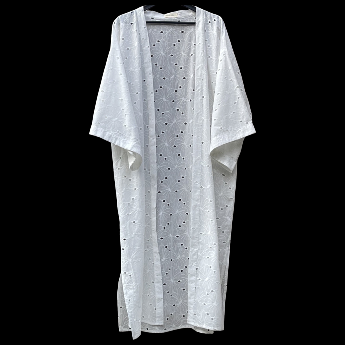 SCALLOPED KIMONO