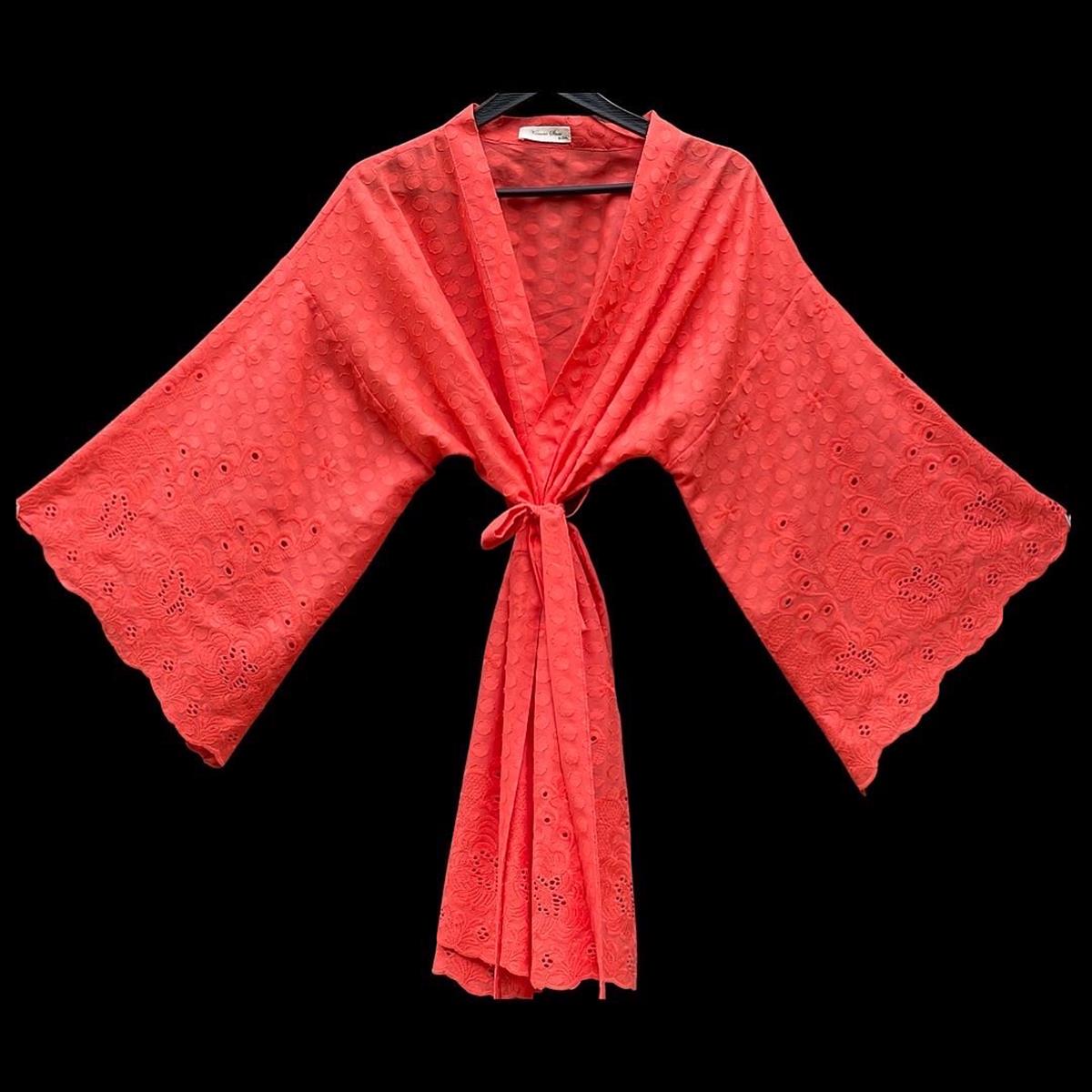 EMBROIDERED KIMONO