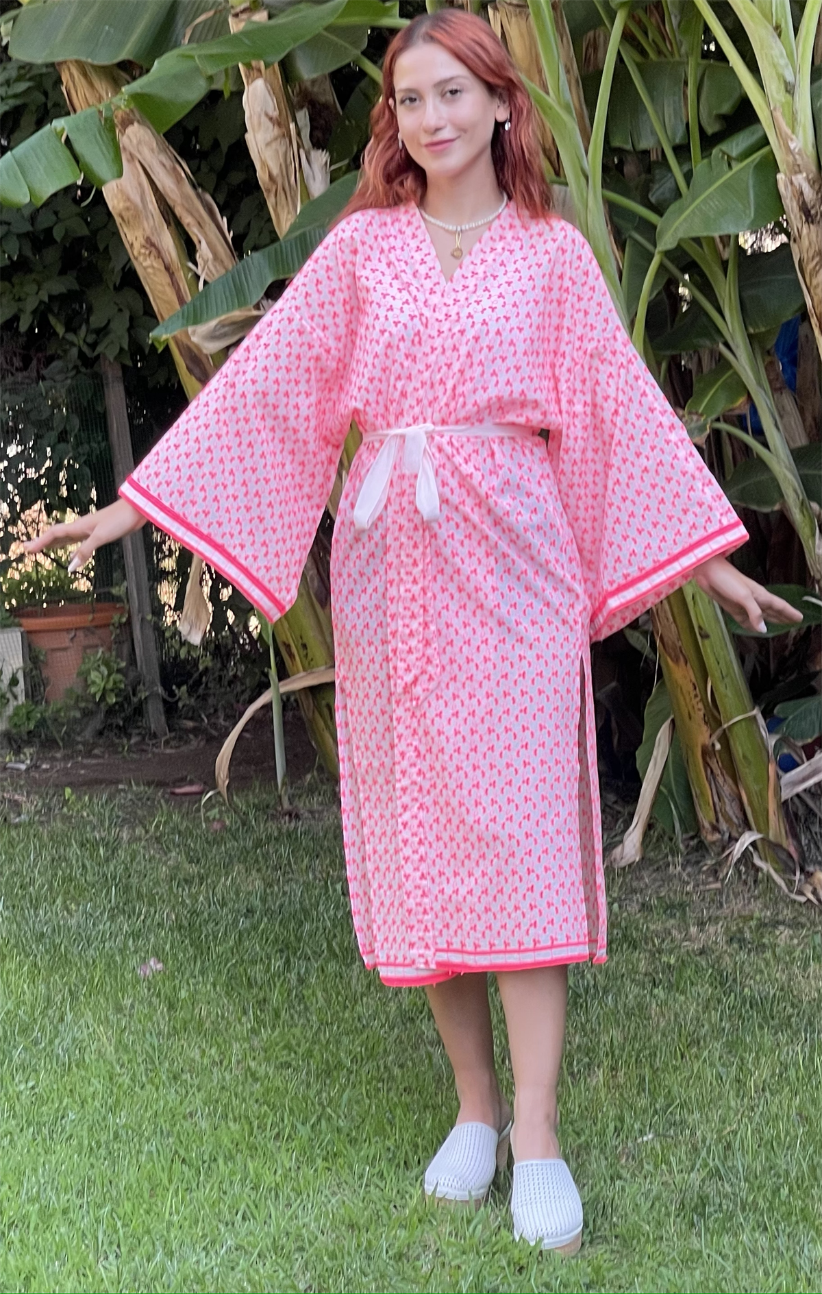 PHOSPHORIC SCALLOPED KIMONO