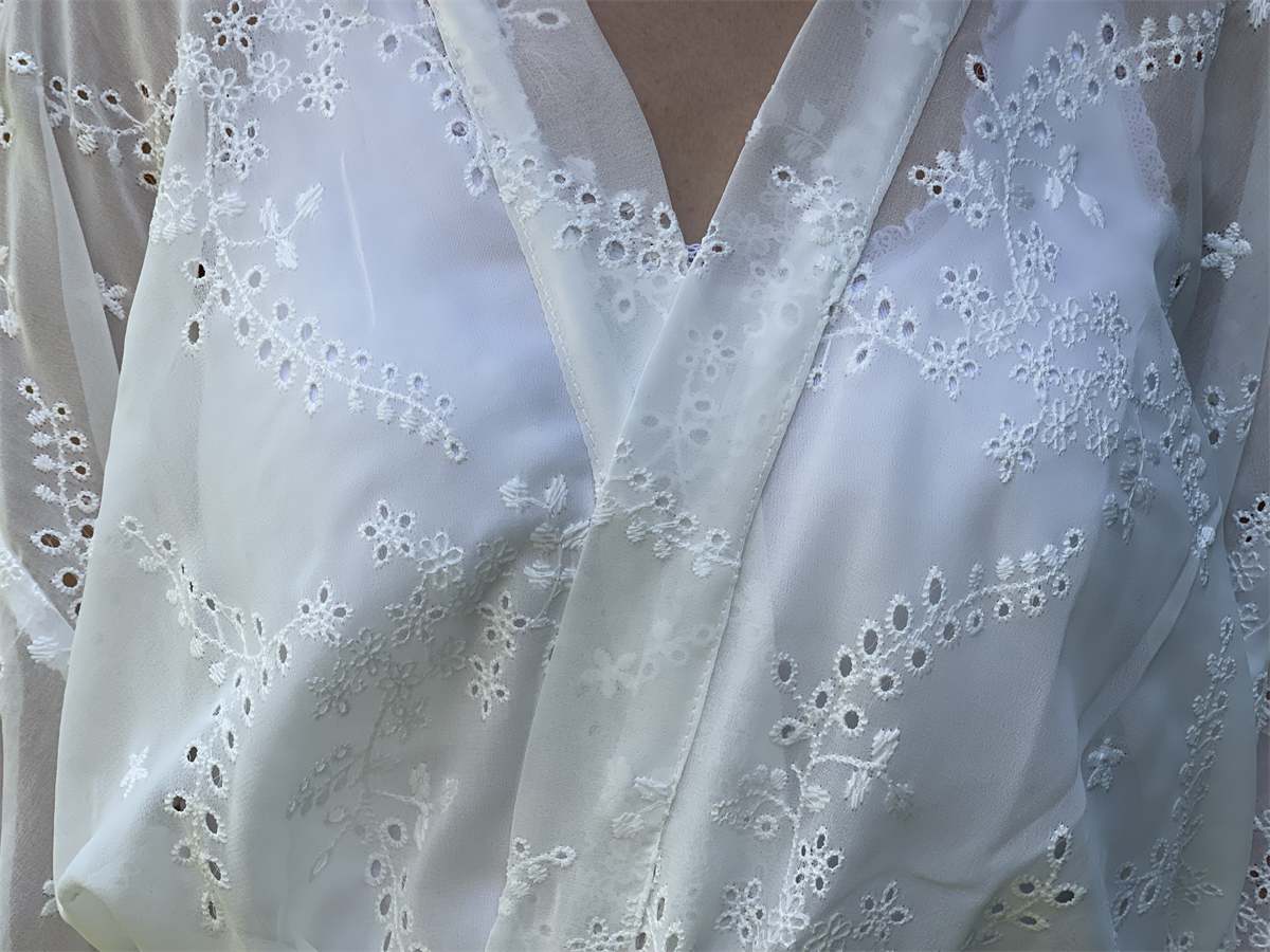 SCALLOPED KIMONO