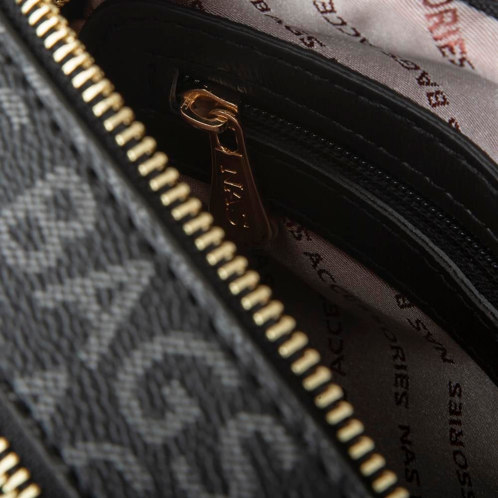Nas Bag Kadın Mini Çapraz Çantası Siyah Yazılı