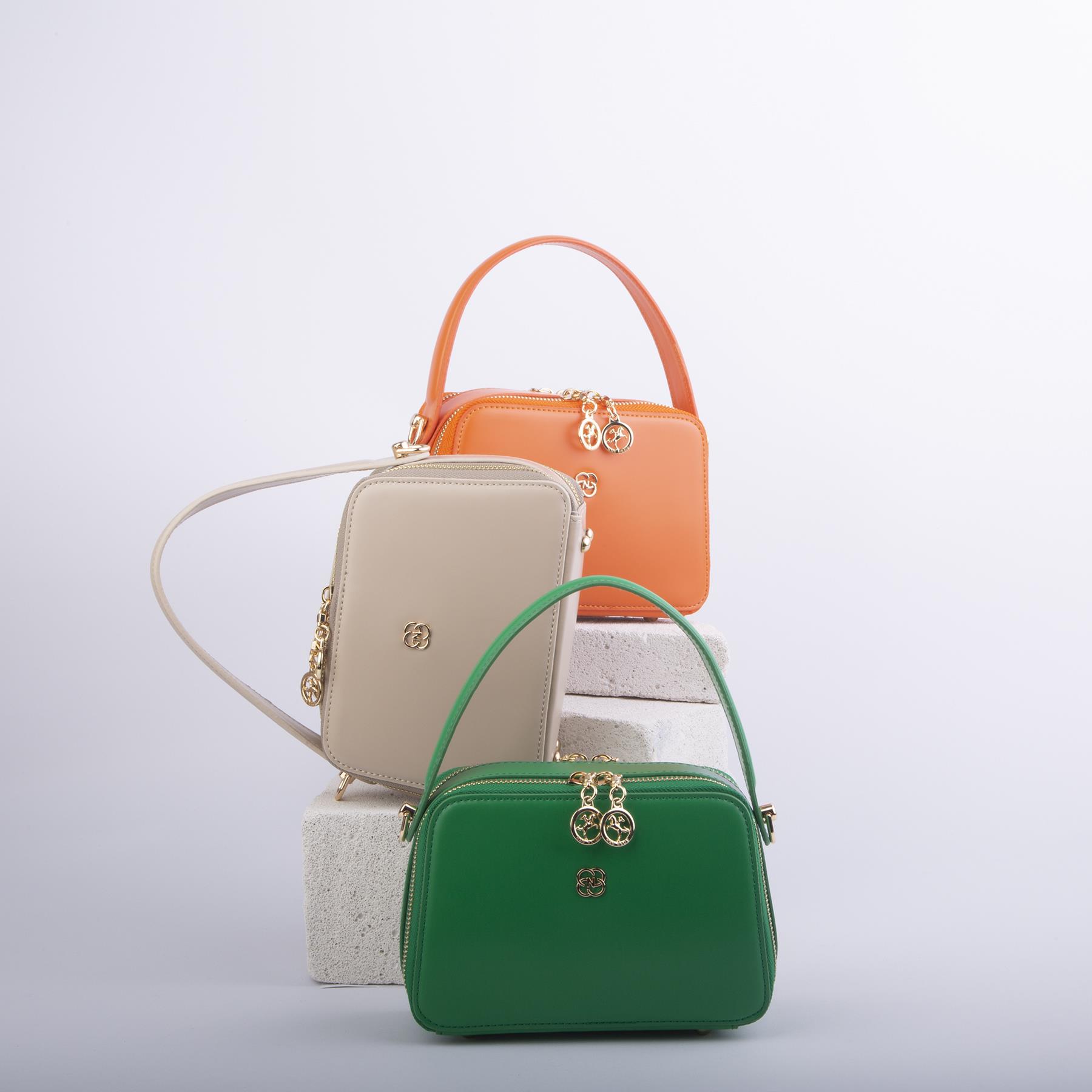 Nas Bag Kadın Mini El ve Çapraz Çanta Çim Yeşili  (en:20 boy :15)