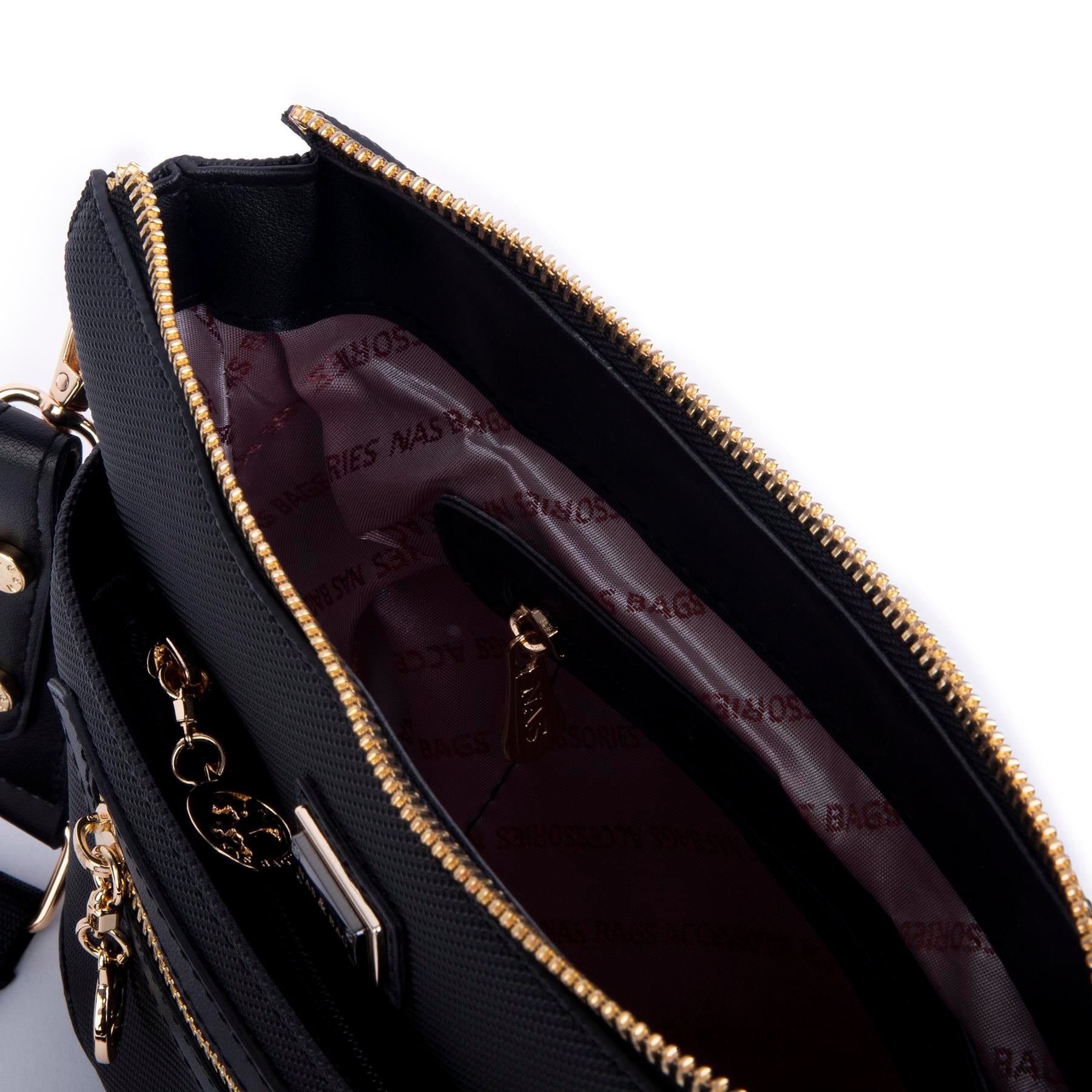 Nas Bag Kadın Postacı Çapraz Çanta Siyah Lacst (en 25 cm ; boy 22 cm )