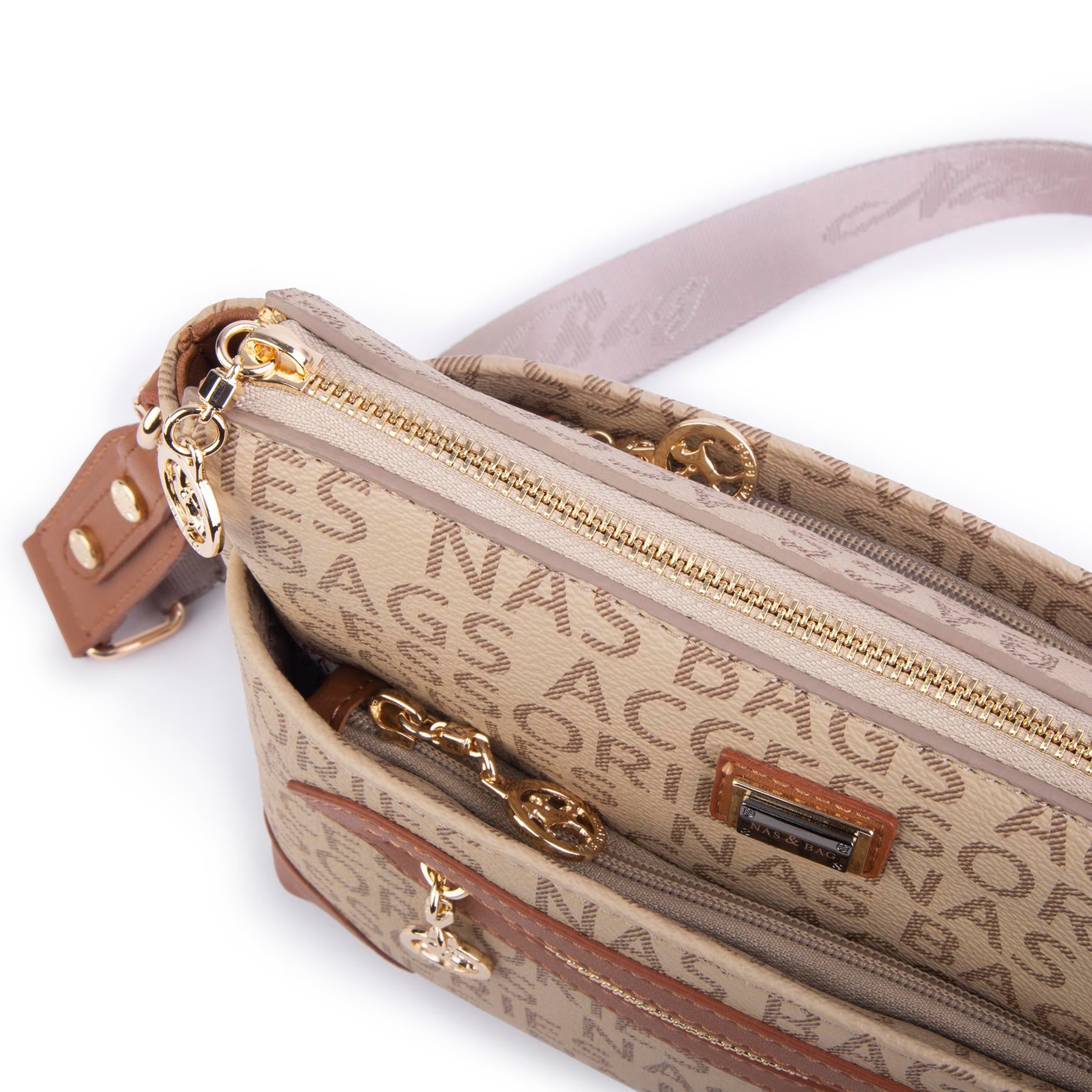 Nas Bag Kadın Postacı Çapraz Çanta Vizon Taba Yazılı (en 25 cm ; boy 22 cm )