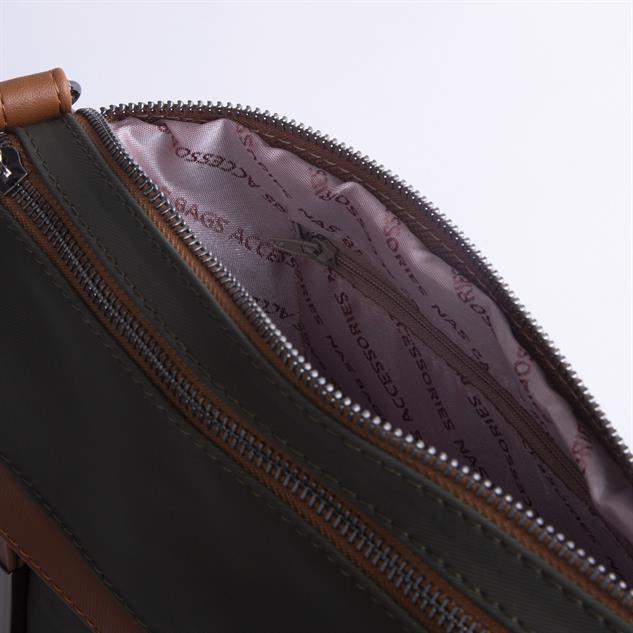 Nas Bag Çok Gözlü Yumuşak ve Hafif Yapılı Çift Askılı Omuz ve Çapraz Çanta Yeşil  Taba  Buzzy  ( 30x24 cm )