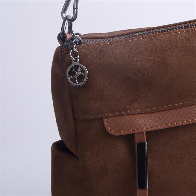 Nas Bag Çok Gözlü Yumuşak ve Hafif Yapılı Çift Askılı Omuz ve Çapraz Çanta  Taba  Süet  ( 30x24 cm )