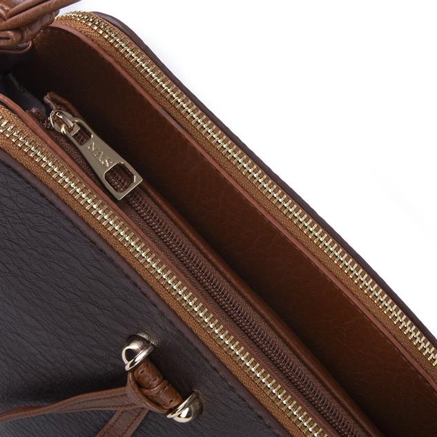 Nas Bag Kadın Ayarlanabilir Askılı Üç Gözlü Şık Çapraz Çanta Kahve  Taba Victoria
