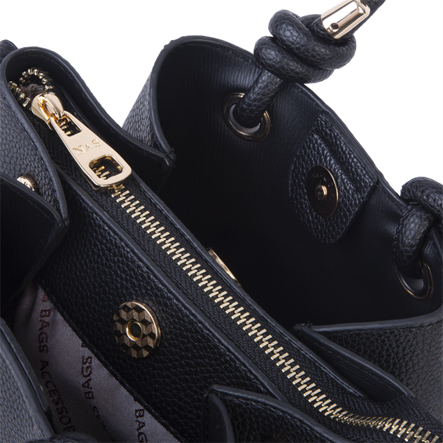 Nas Bag Kadın Charmlı Mini El ve Çapraz Çanta (en :19 cm , boy:15 cm) Siyah Lopez