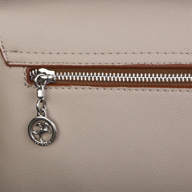 Nas Bag Kadın Postacı Çantası Çift Askılı Kum Taba  Açelya  (22x16x5 cm)
