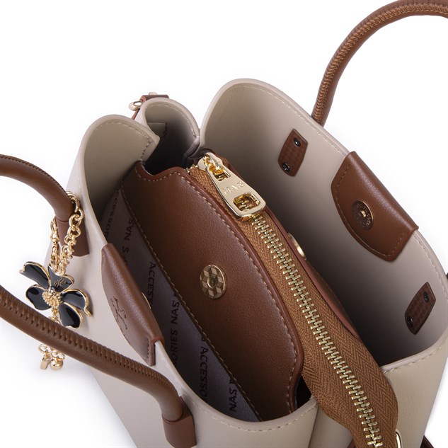 Nas Bag Mini Çiçek Charmlı Kadın  Şık El ve Çapraz Çanta (en 25 cm ;boy 22 cm ) Kum Taba