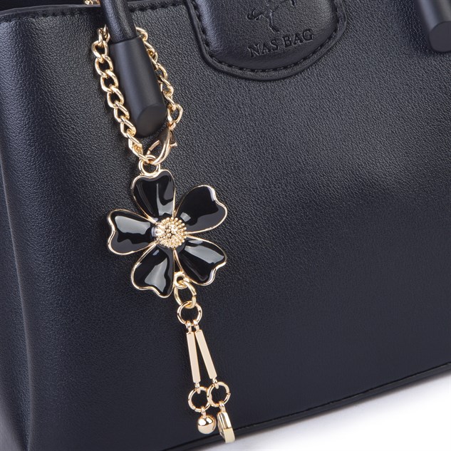 Nas Bag Mini Çiçek Charmlı Kadın  Şık El ve Çapraz Çanta (en 25 cm ;boy 22 cm ) Siyah