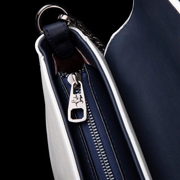 Nas Bag Mini Kapaklı Çapraz Çanta (en 20 cm , boy 12 cm) Beyaz Lacivert Victoria