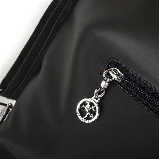 Nas Bag Sırt Çantası ve Omuz Çantası Dönüştürülebilir Tasarımlı Ürün Mini Ayrılabilir  Çapraz Çantalı   Siyah Saten  (33x33 cm Ebatındadır)
