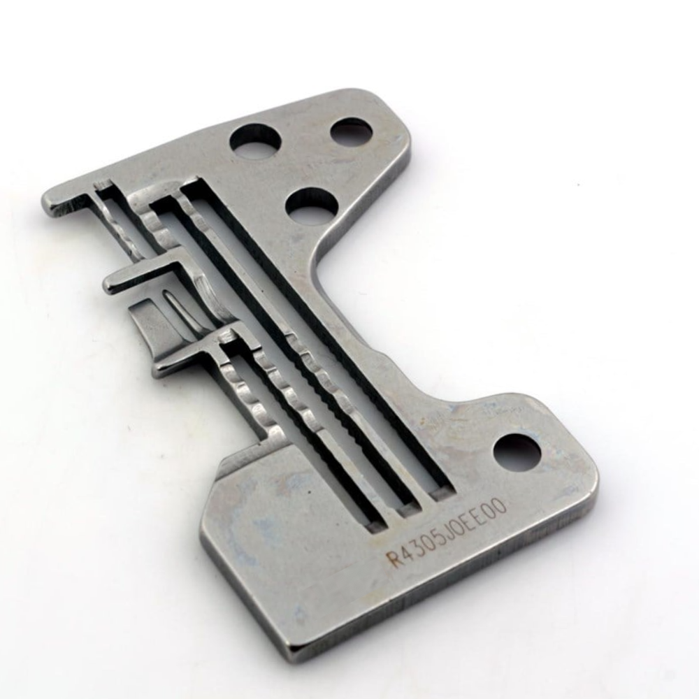JUKİ OVERLOK PLAKA 4 İPLİK 3900 SERİSİ