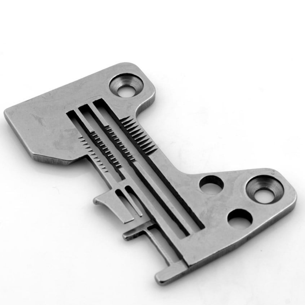 JUKİ OVERLOK PLAKA 4 İPLİK 3900 SERİSİ
