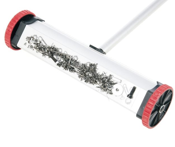MAGNETIC METAL COLLECTOR SWEEPER